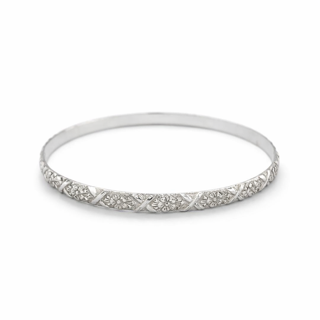 Silver flowers etched d-shape bangle