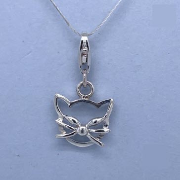SILVER CATS HEAD OUTLINE CHARM